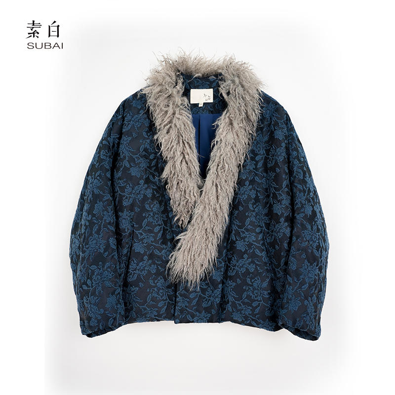 素白立体浮雕【蓝絮】R02065冬季高级感保暖毛领撞色羽绒服