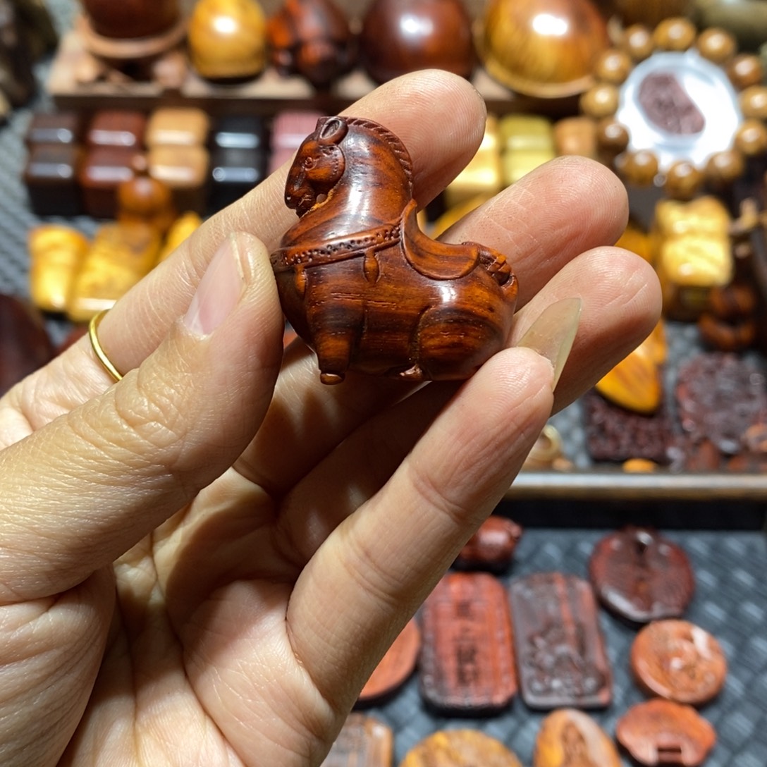 用***木檀香紫檀（小叶紫檀）