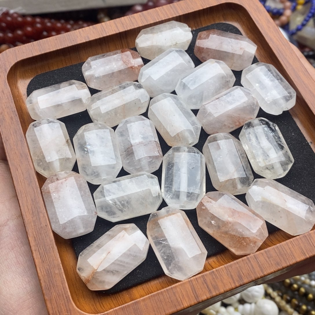玛瑙/玉髓未镶嵌珠宝半成品一个装纯天然胶花切面无事牌18×28mm