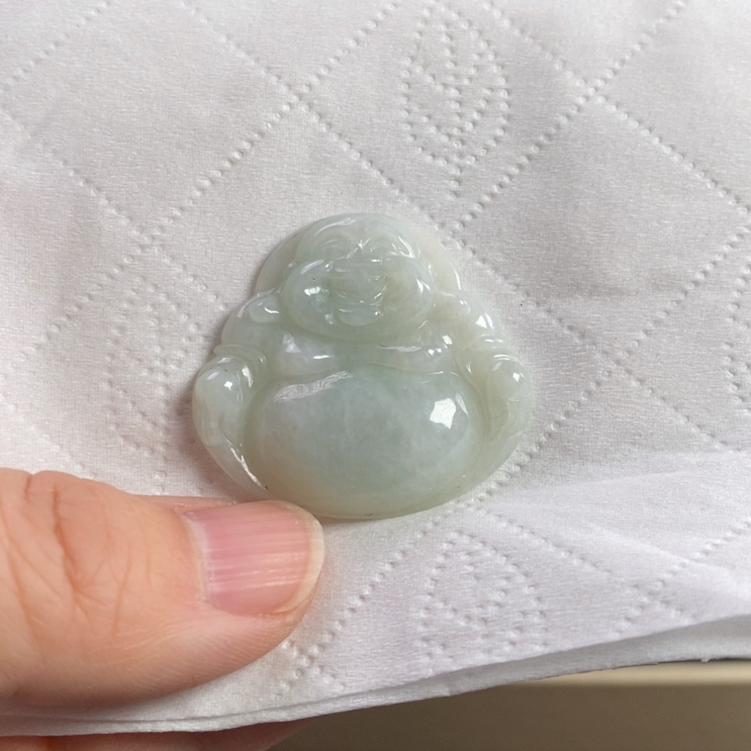 翡翠颈饰未镶嵌佛公