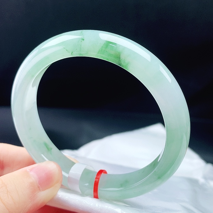 未镶嵌手镯翡翠54圈