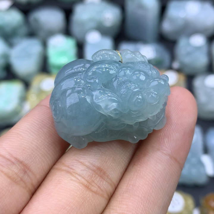 翡翠未镶嵌颈饰天然缅甸翡翠