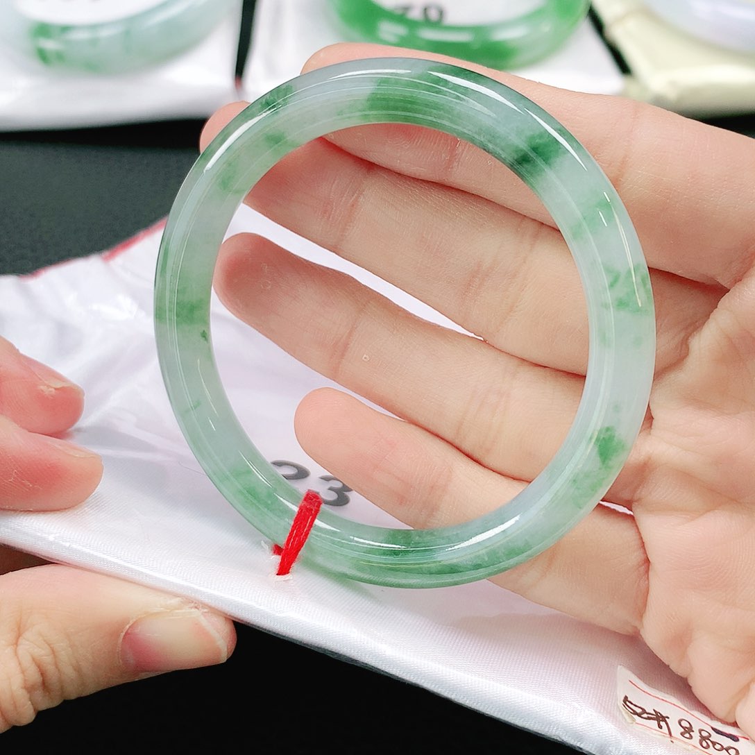 未镶嵌手镯翡翠缅甸圆52