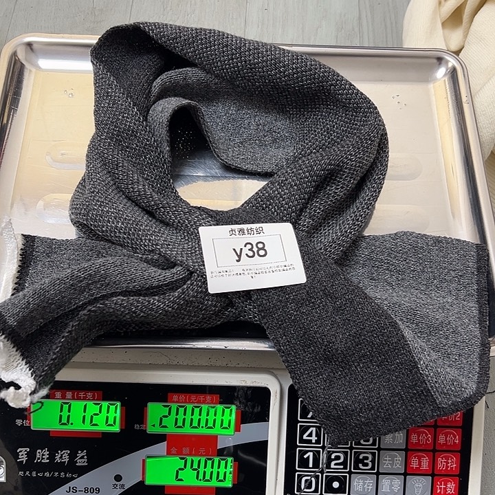 羊绒38围巾一条24