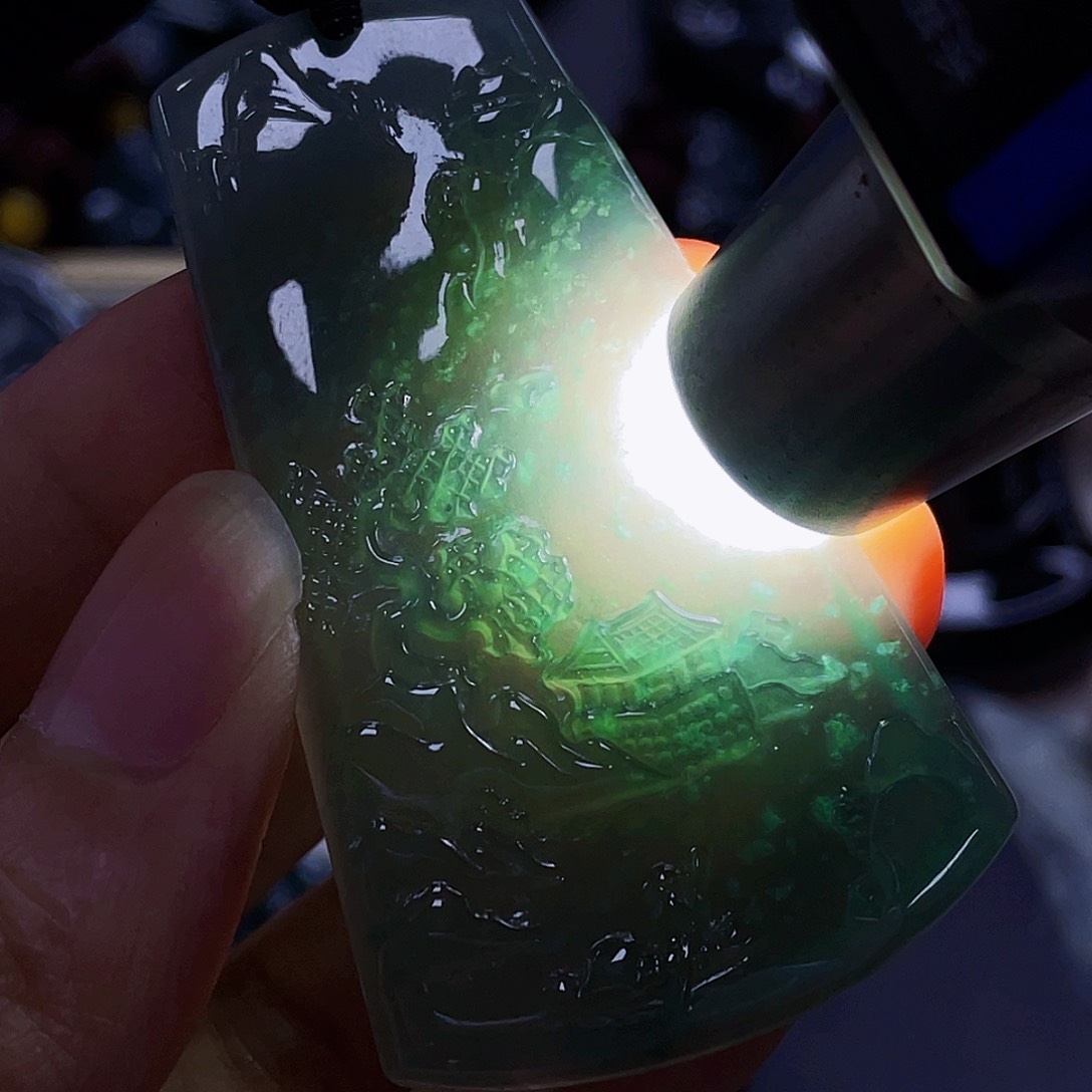 翡翠未镶嵌吊坠(不含链)