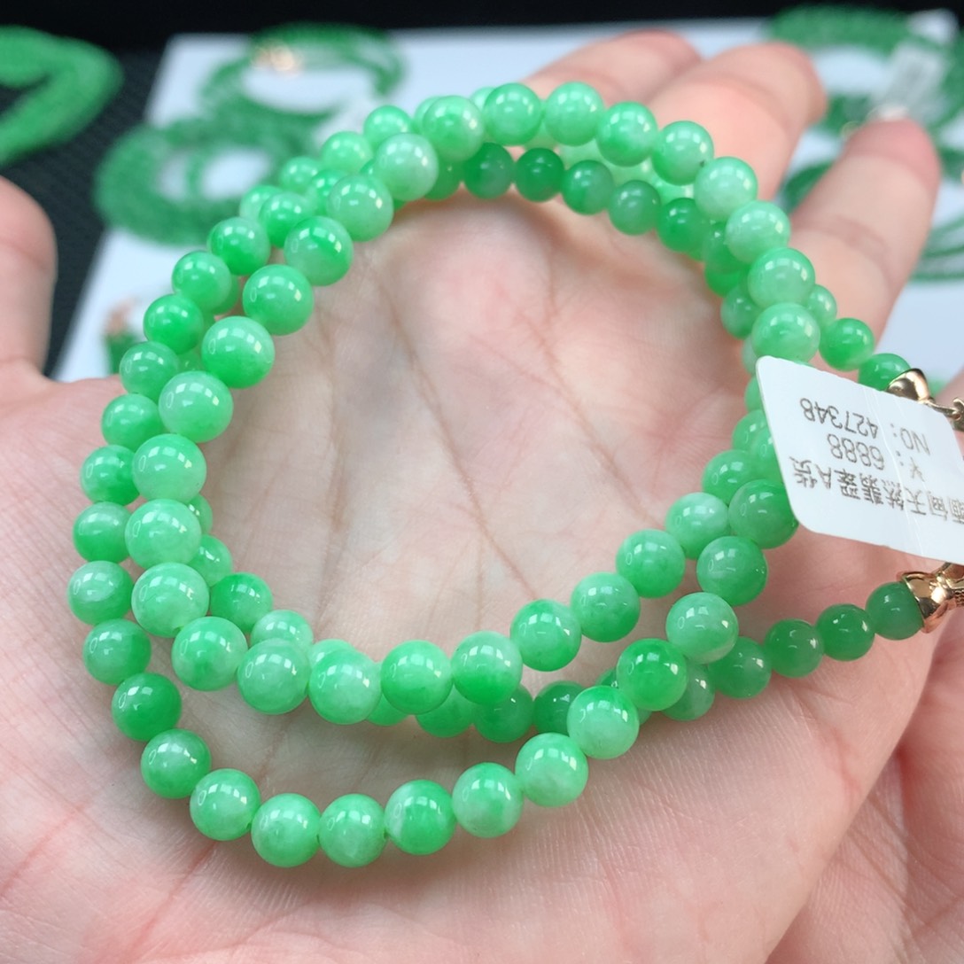 翡翠手链未镶嵌翡翠