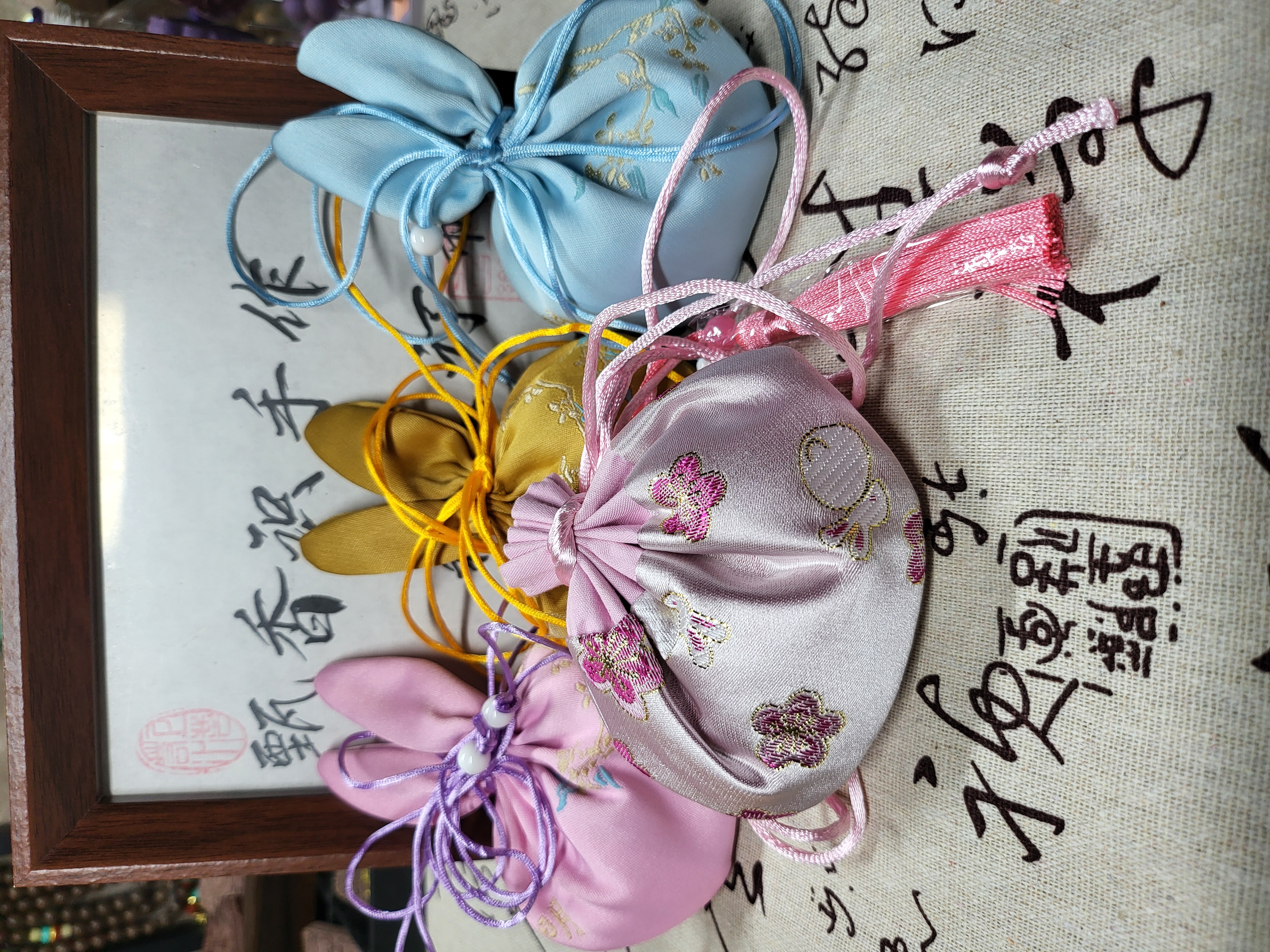 中国风古风刺绣香囊随身佩戴荷包鼻炎香囊