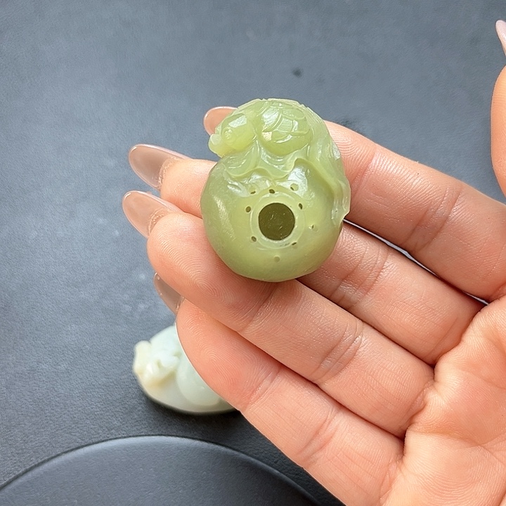 【闪购商品】颈饰未镶嵌和田玉