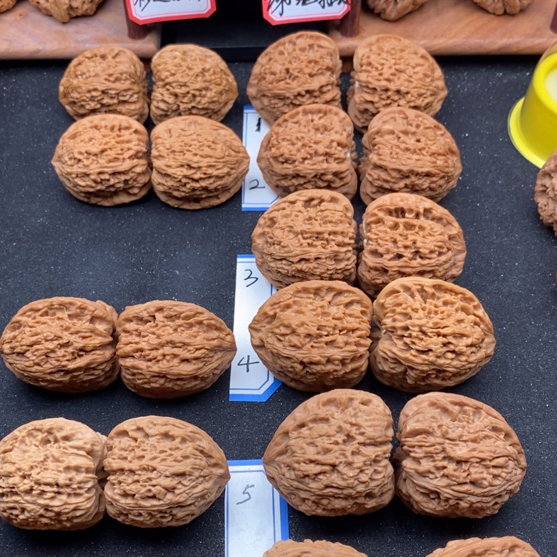 文玩核桃把件罗*人好好