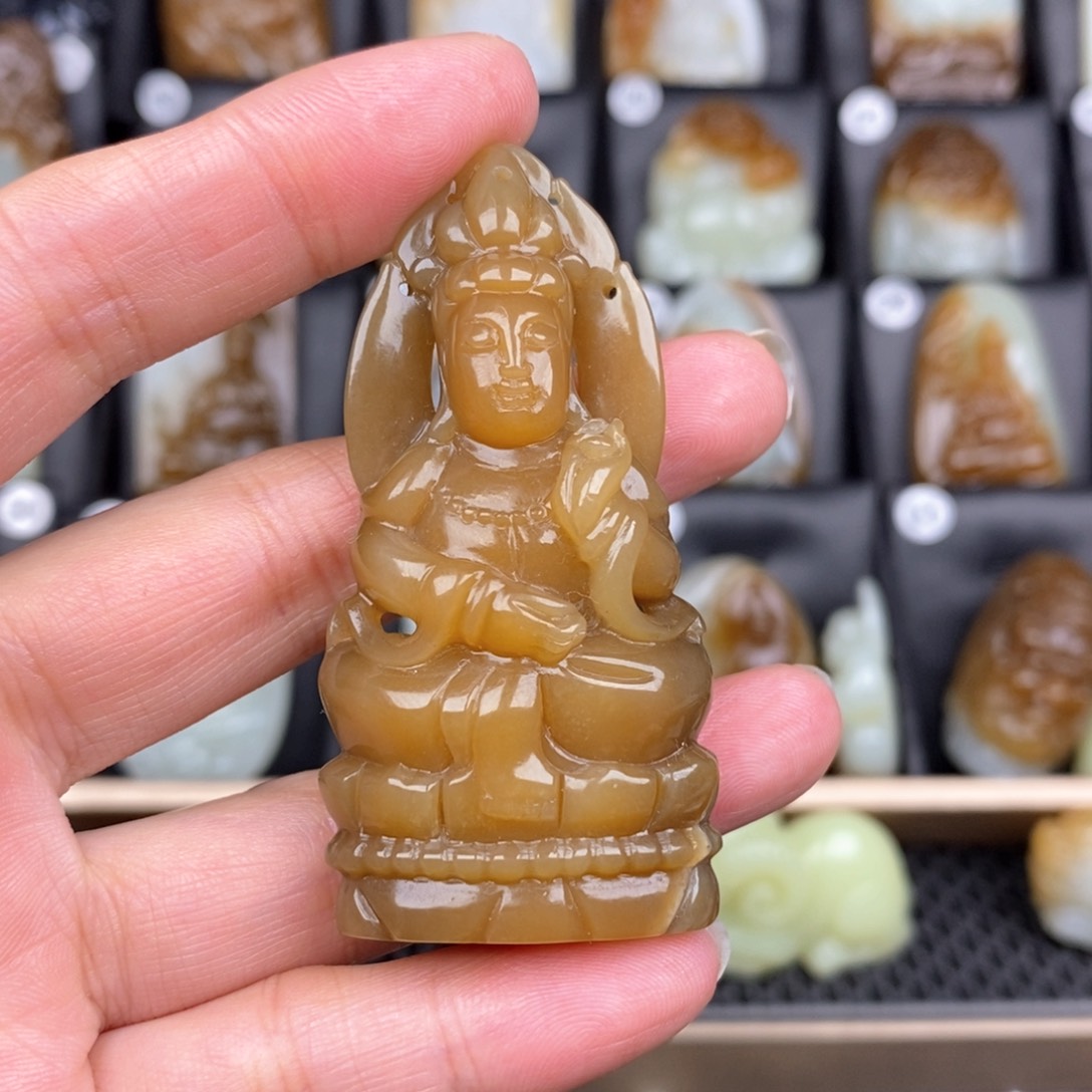 和田玉颈饰未镶嵌