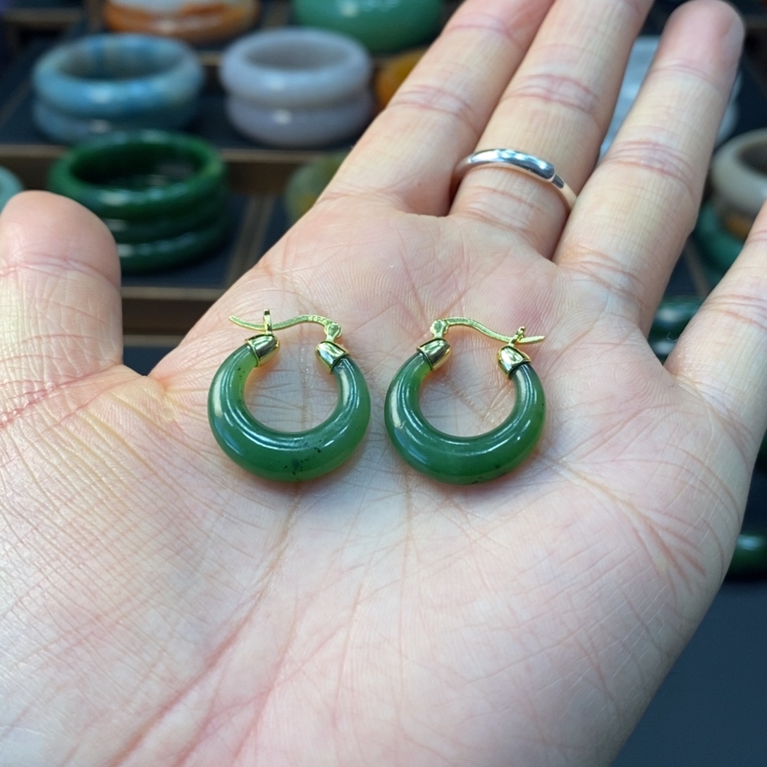 和田玉银S925镶嵌耳饰