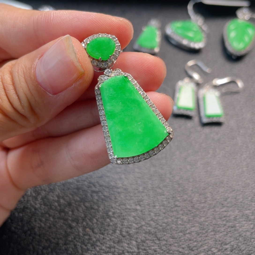 翡翠银S925镶嵌吊坠(不含链)