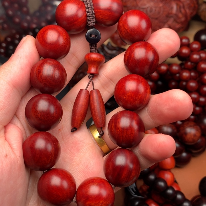 爆***冷木1.8镇店泥鸡血红