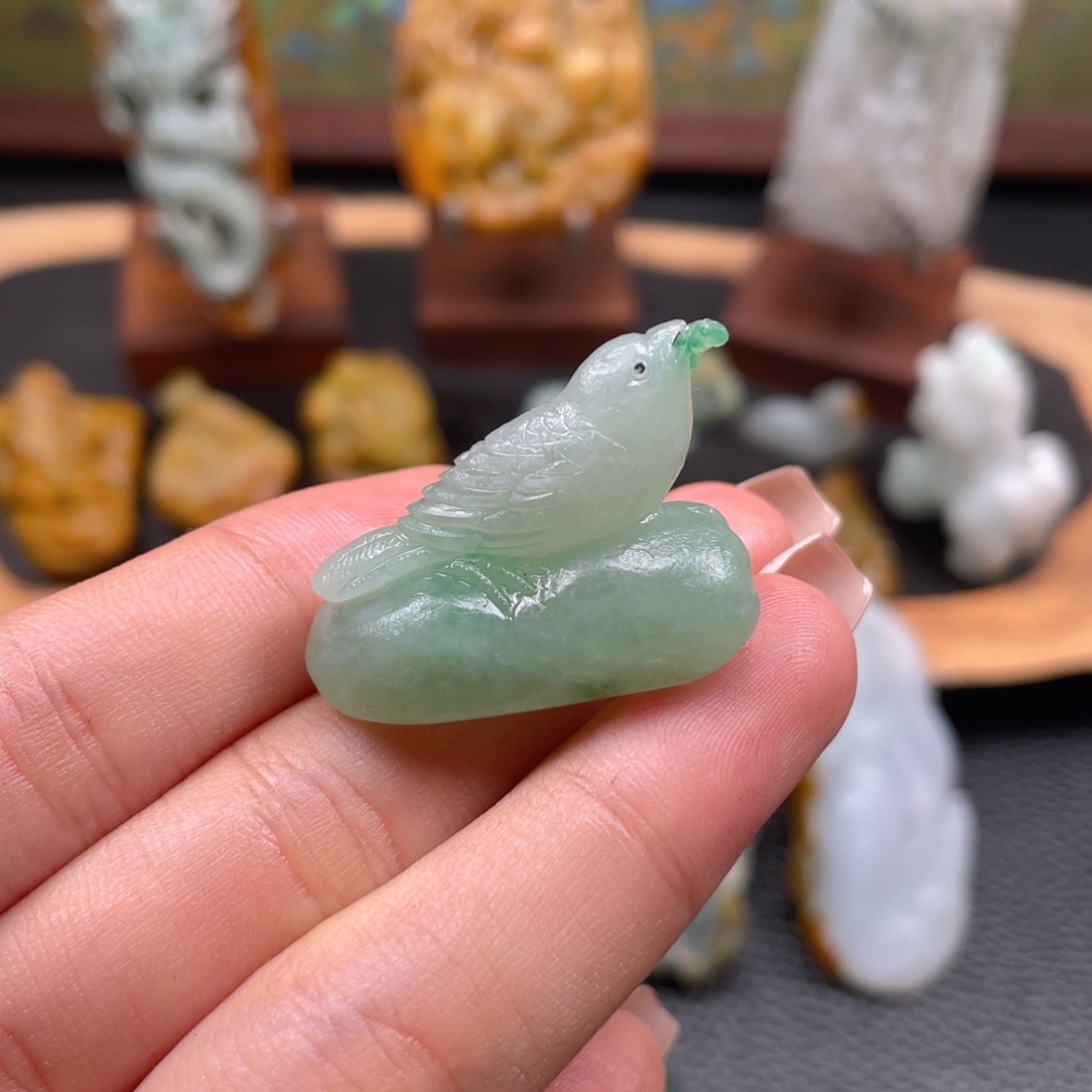 定制翡翠未镶嵌翡翠