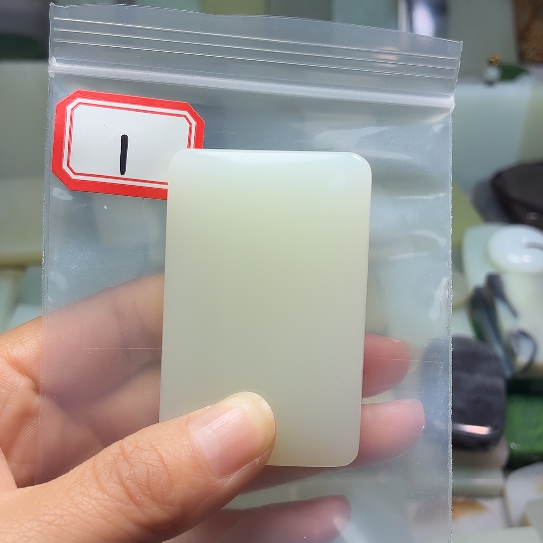 雪***火和田玉未镶嵌颈饰