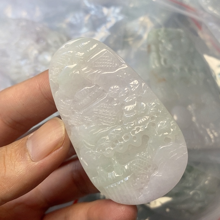 翡翠未镶嵌颈饰天然翡翠A货