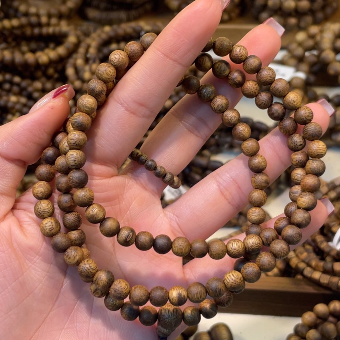 沉香卡6多圈圆珠10克+