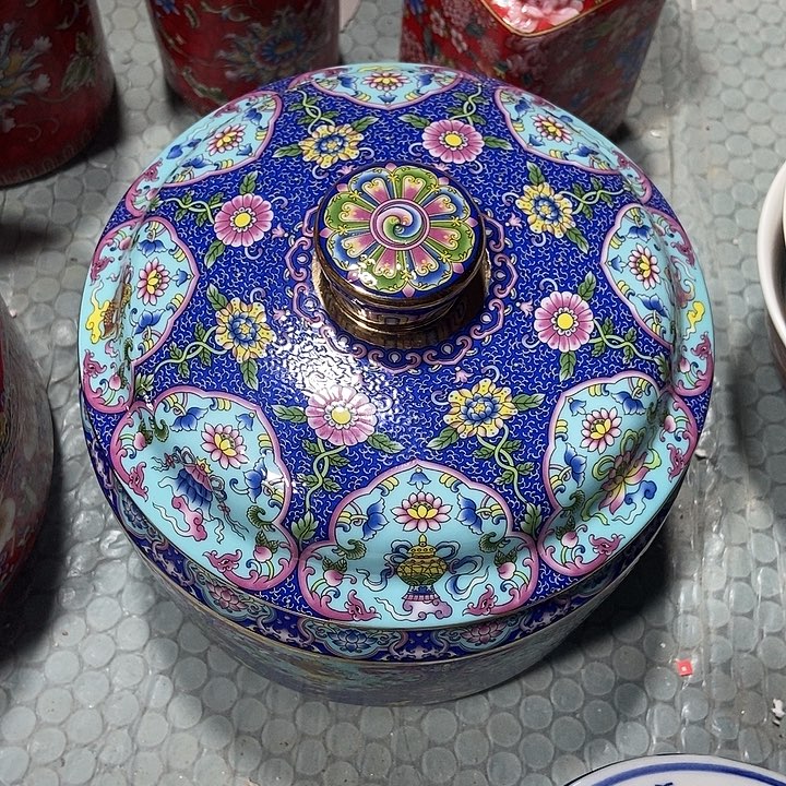 瓷片景德镇陶瓷罐蓝色