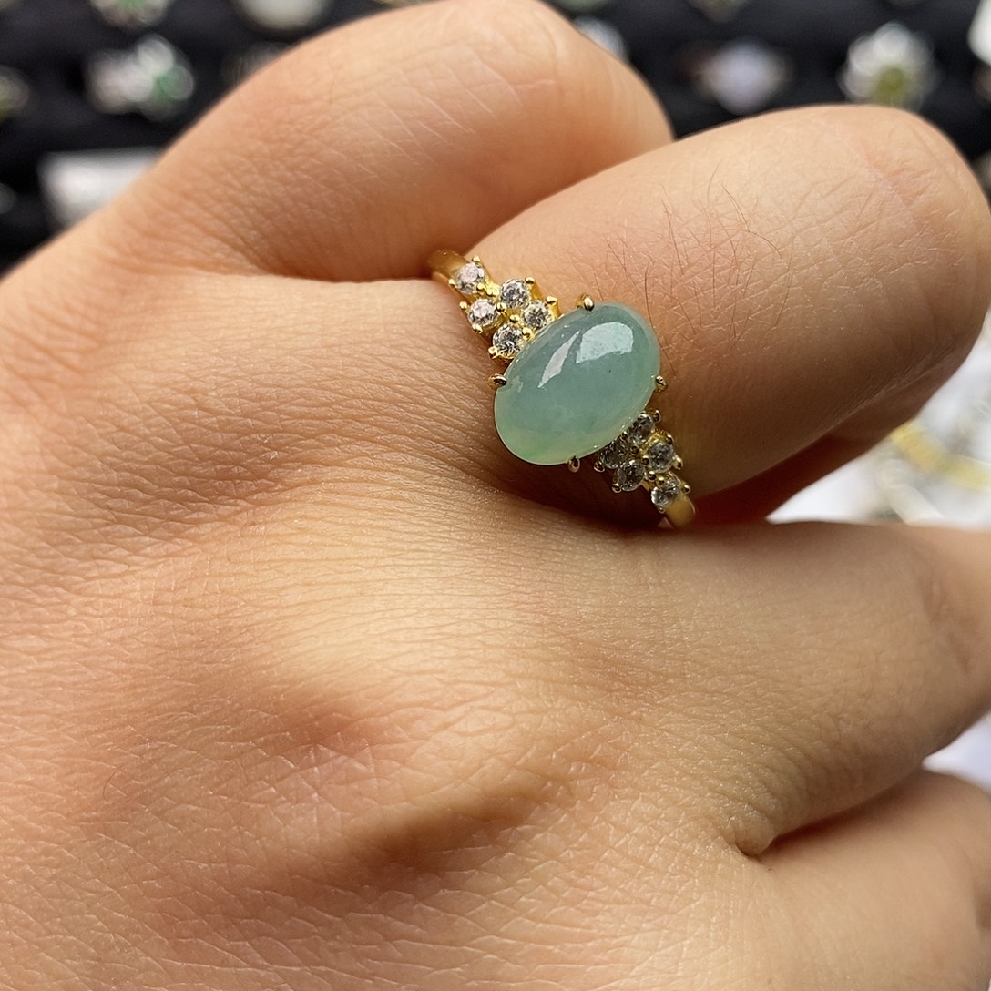 翡翠未镶嵌戒指翡翠