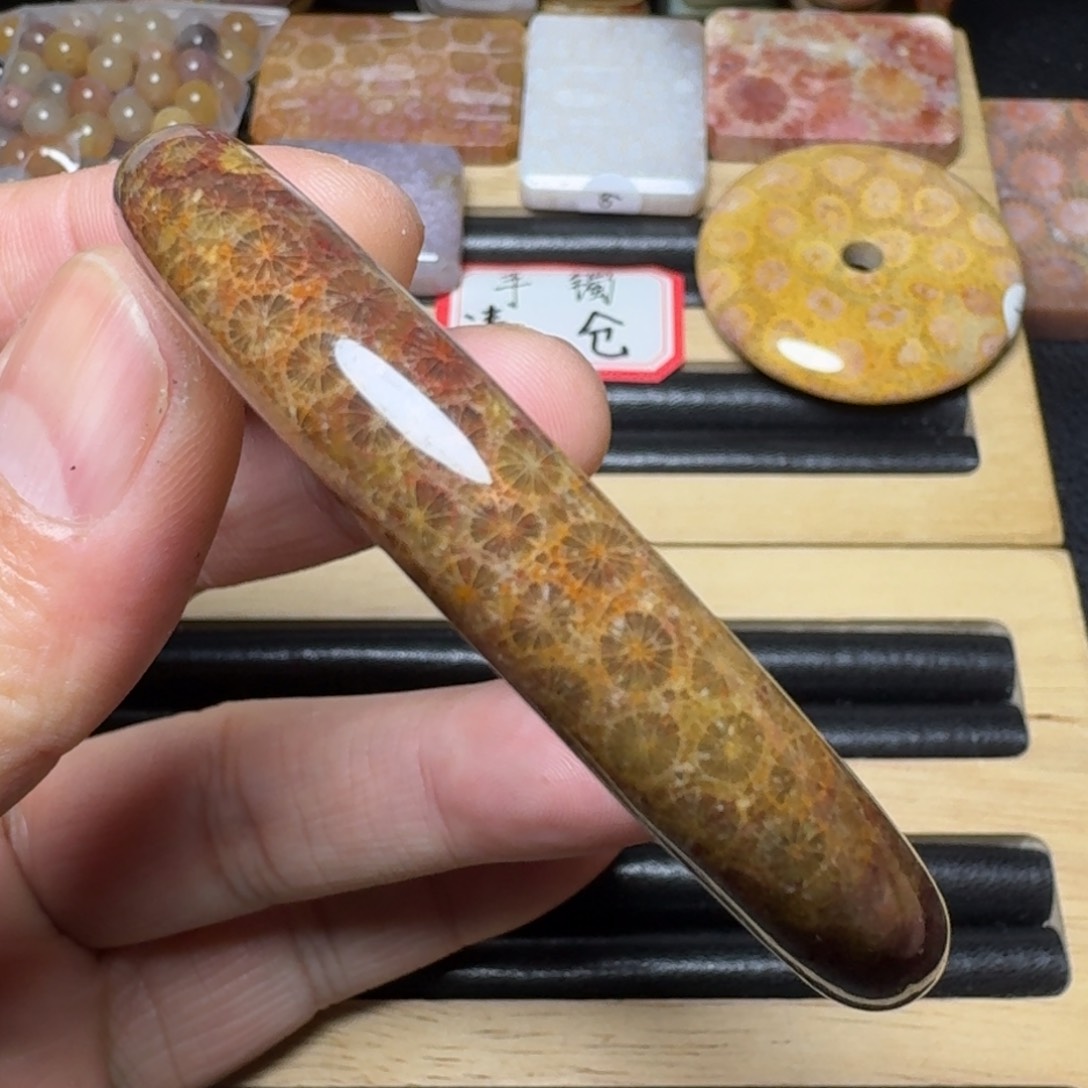 硅化玉纯天然色有机玉石未镶嵌53圈口