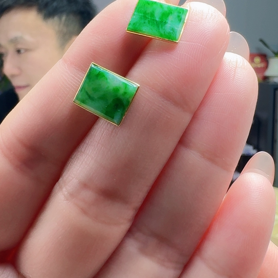 翡翠耳饰18K金镶嵌天然