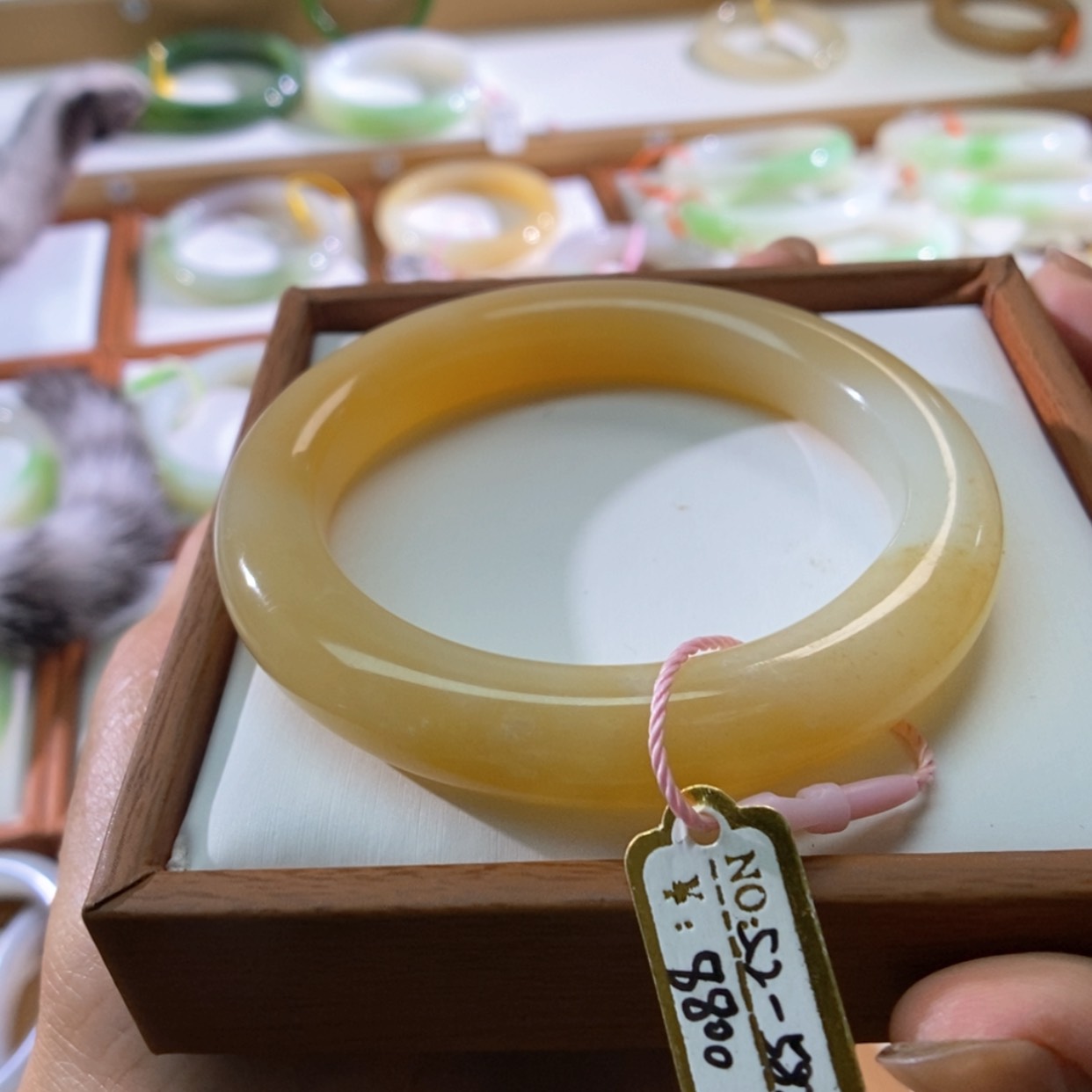 【闪购商品】未镶嵌手镯和田玉