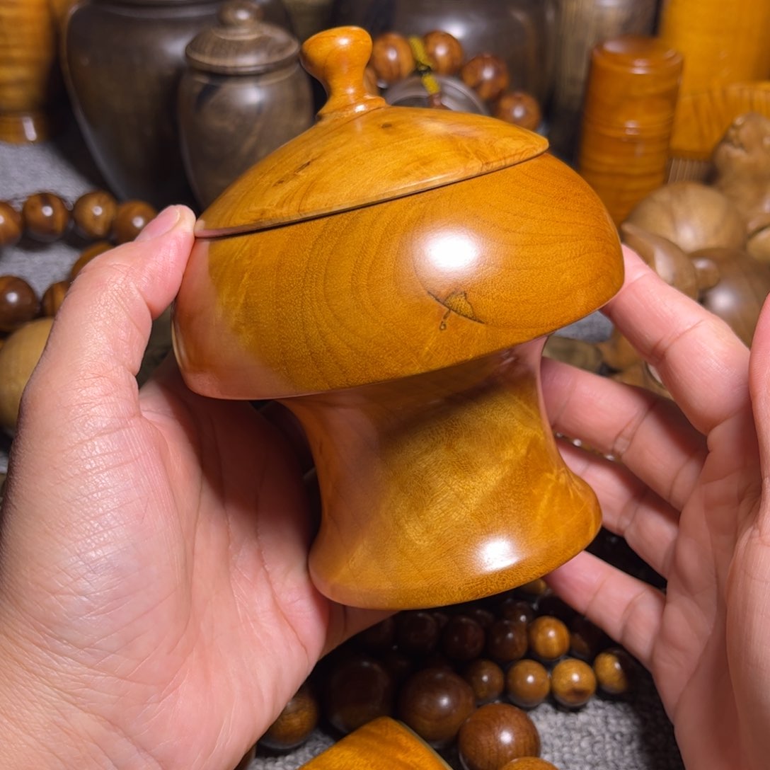 金丝楠茶叶罐小蛮腰