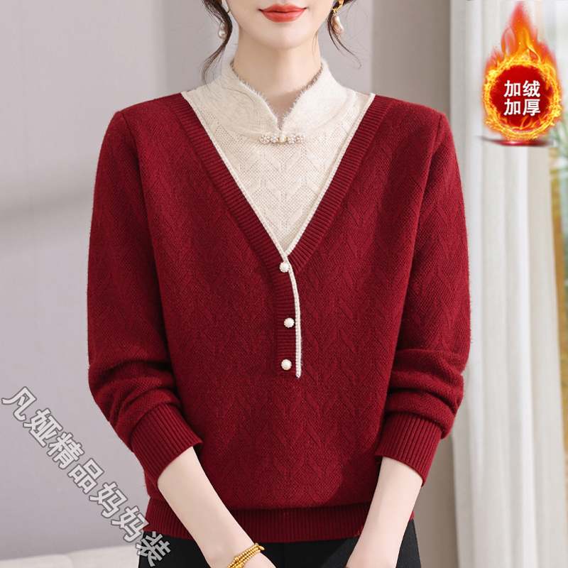 妈妈装秋冬季加绒加厚旗袍领毛衣2025新款中老年女一体绒保暖上衣