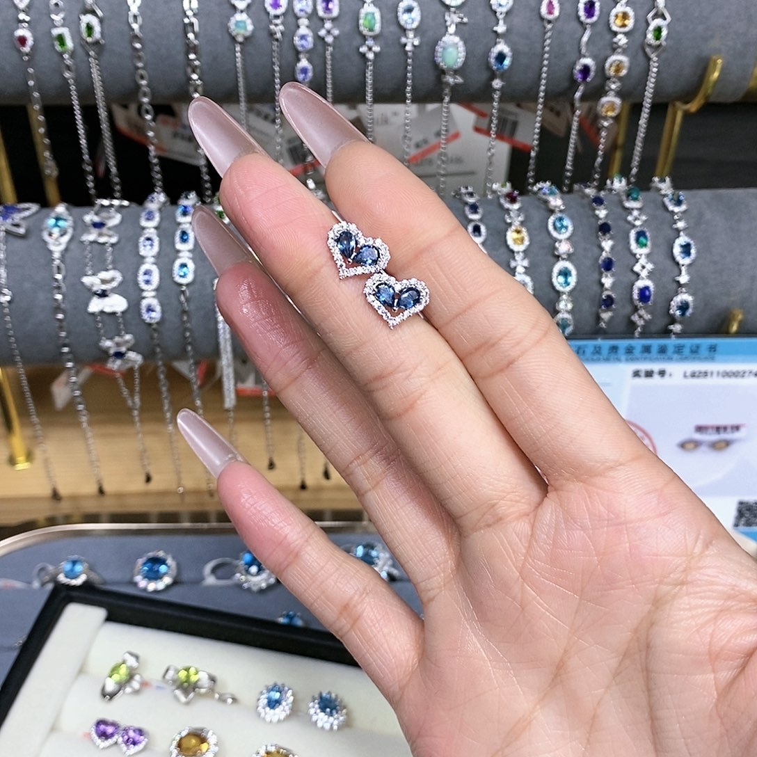 小***苗祖母绿戒指银S925镶嵌