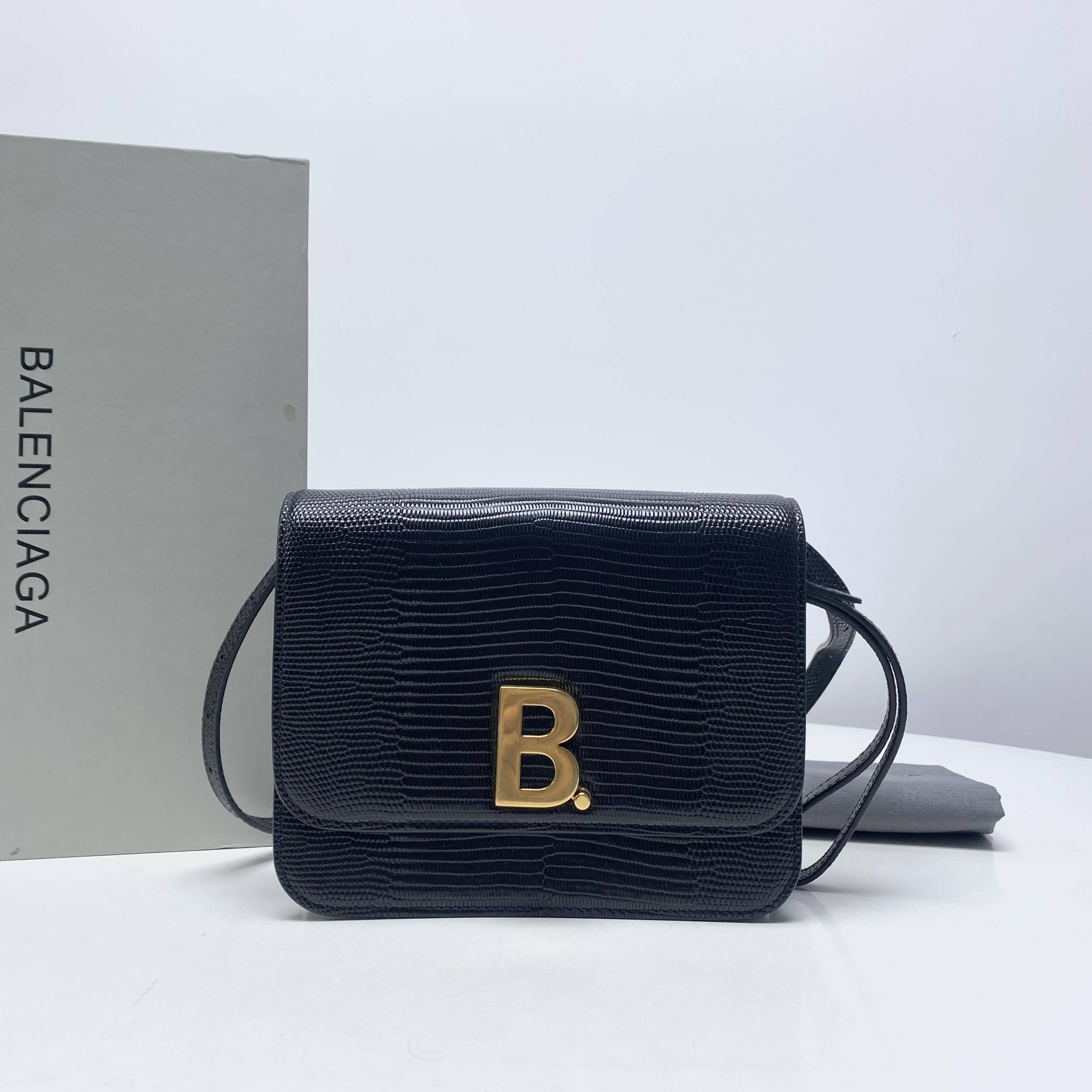 胖虎安安/巴黎世家/95新/公价0/箱包/斜挎包/312502200120