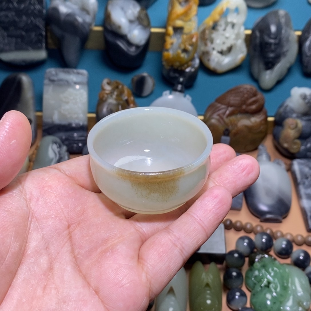 未镶嵌和田玉摆件