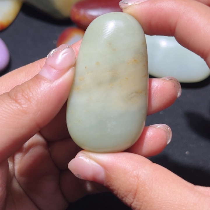 和田玉未镶嵌珠宝奇石