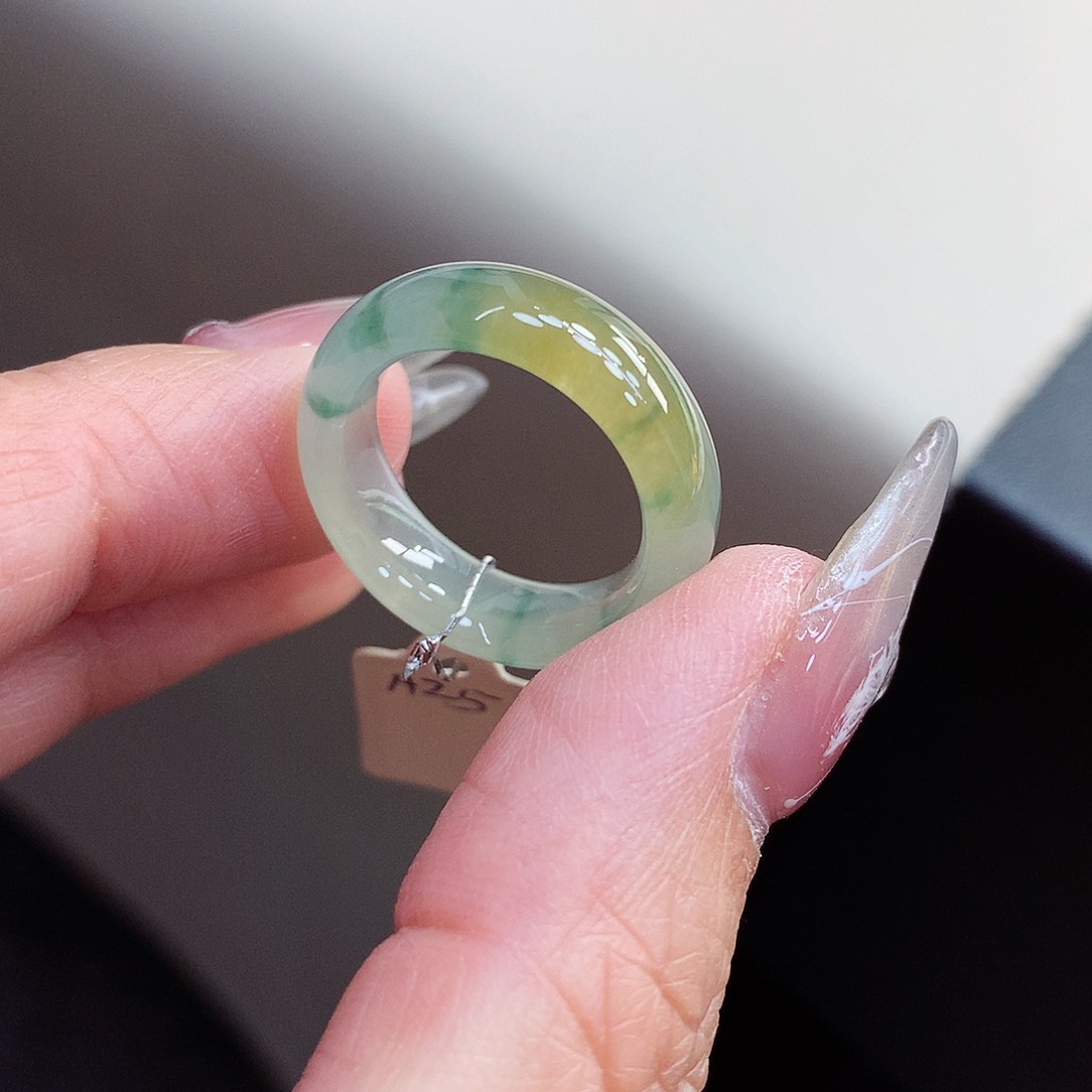 翡翠戒指未镶嵌P**n15号