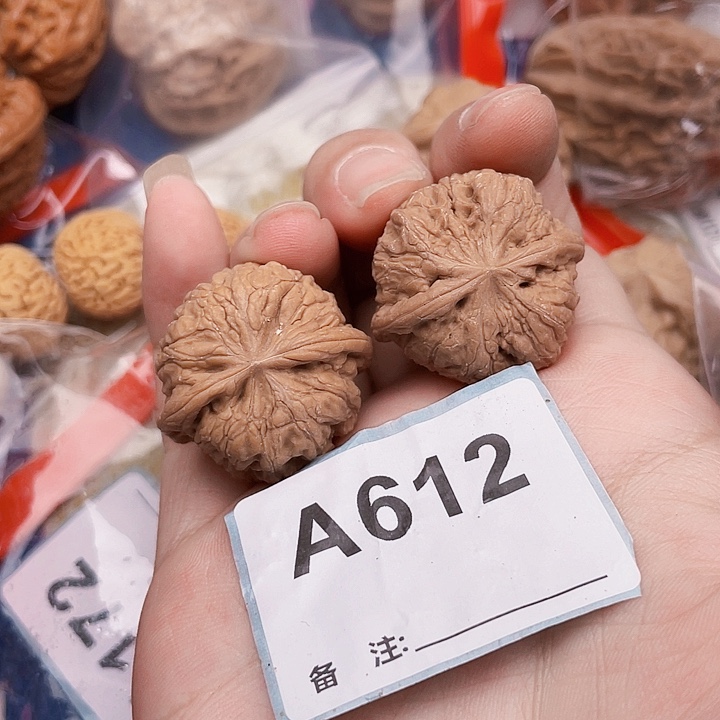 吊坠文玩核桃核桃