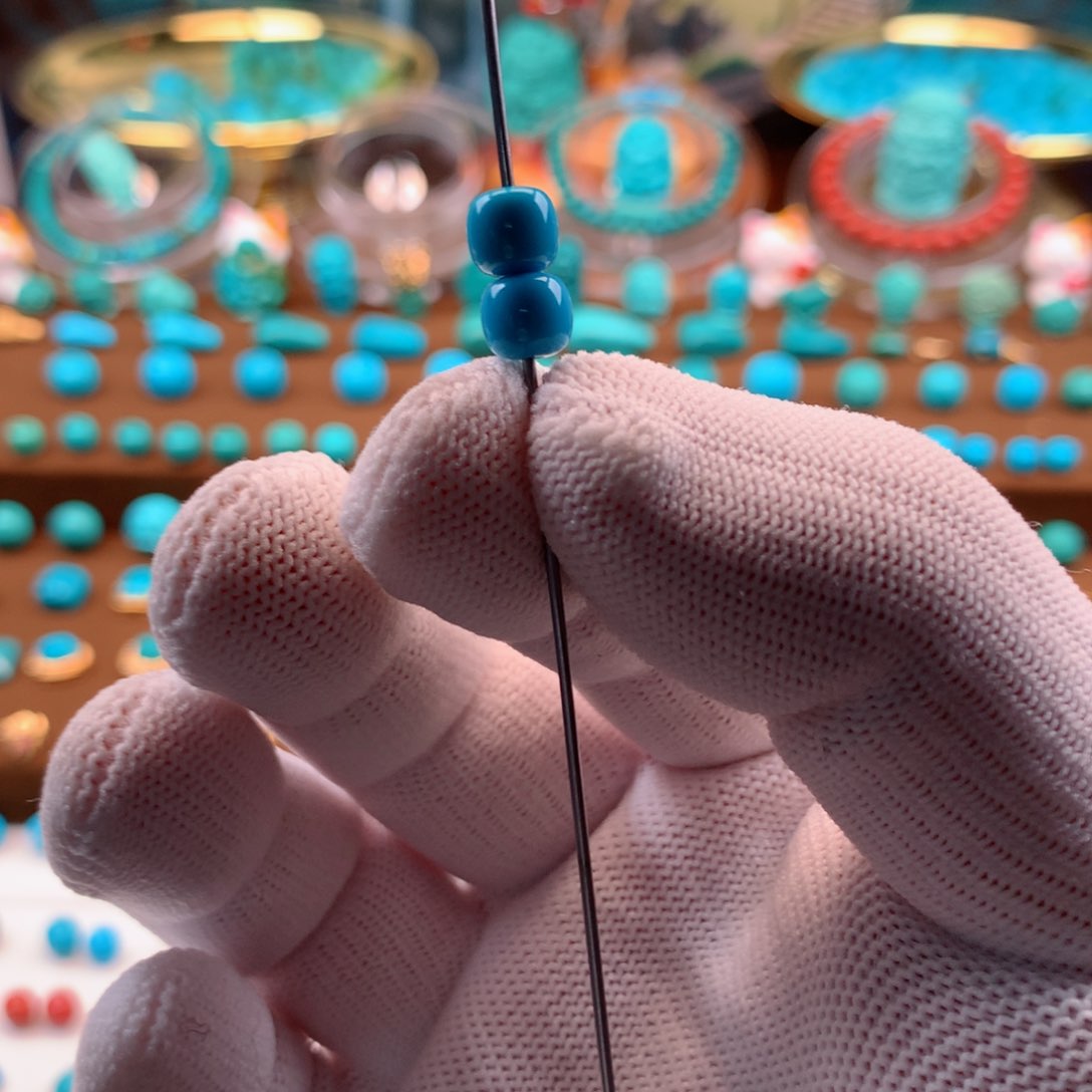 绿松石配饰未镶嵌.**慌