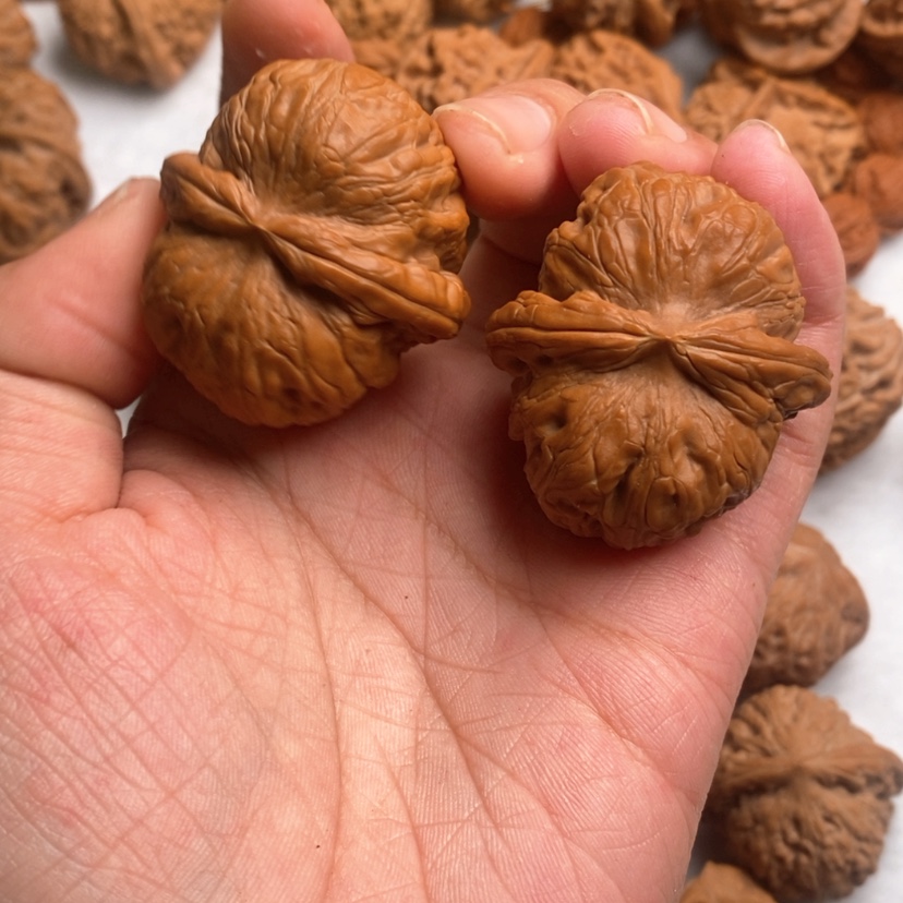 【闪购商品】文玩核桃吊坠元宝