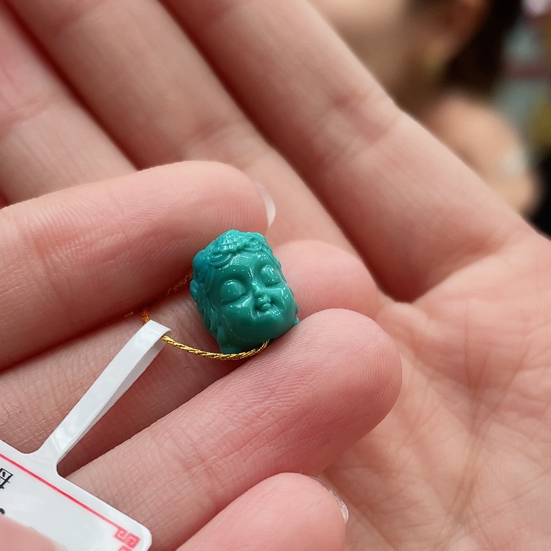 绿松石颈饰未镶嵌