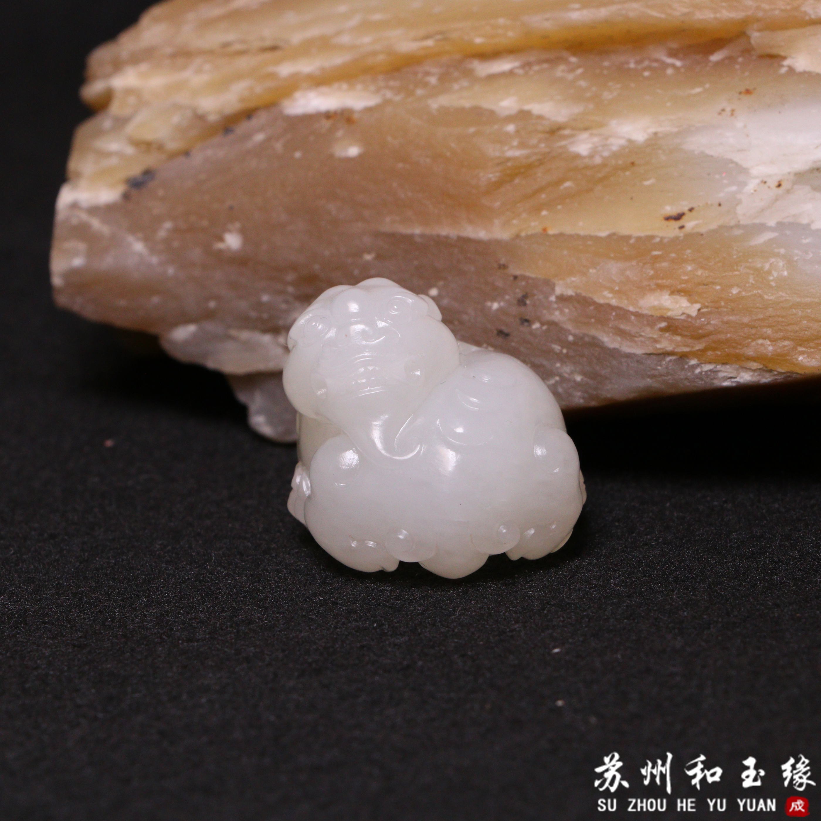 新疆和田玉且末金山貔貅29.2克男女士吊坠