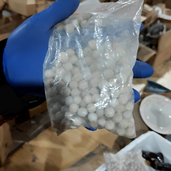 瓷片陶瓷盘子碗啥都有