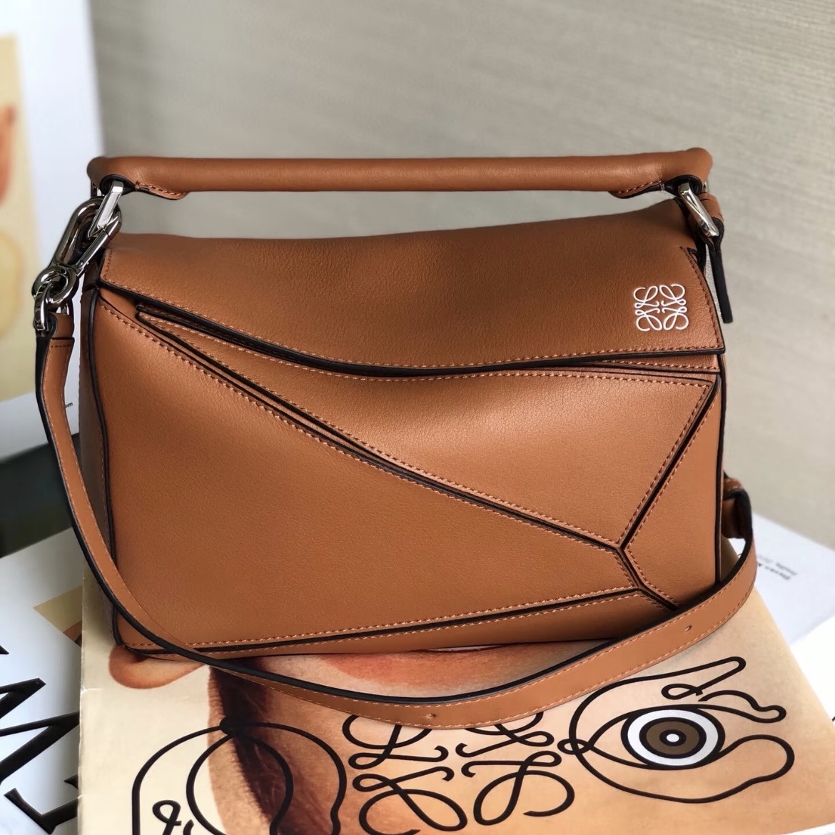 99新 LOEWE/罗意威 7姐专场/金棕色小号puzzle  斜挎包