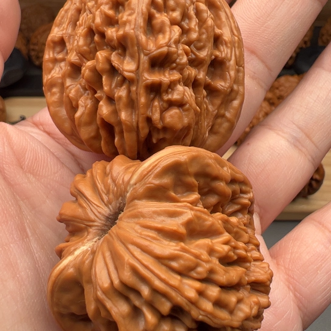 柒***文玩核桃把件楼子