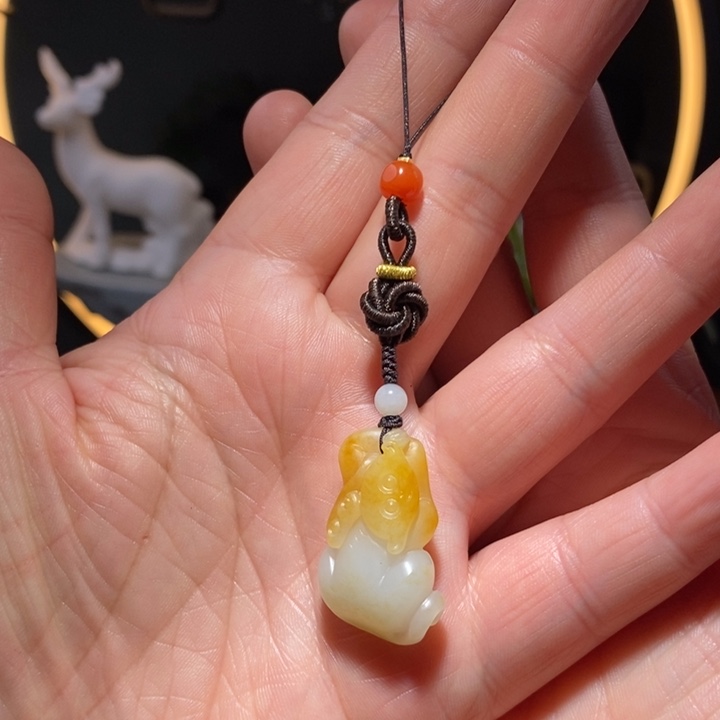 和田玉颈饰未镶嵌