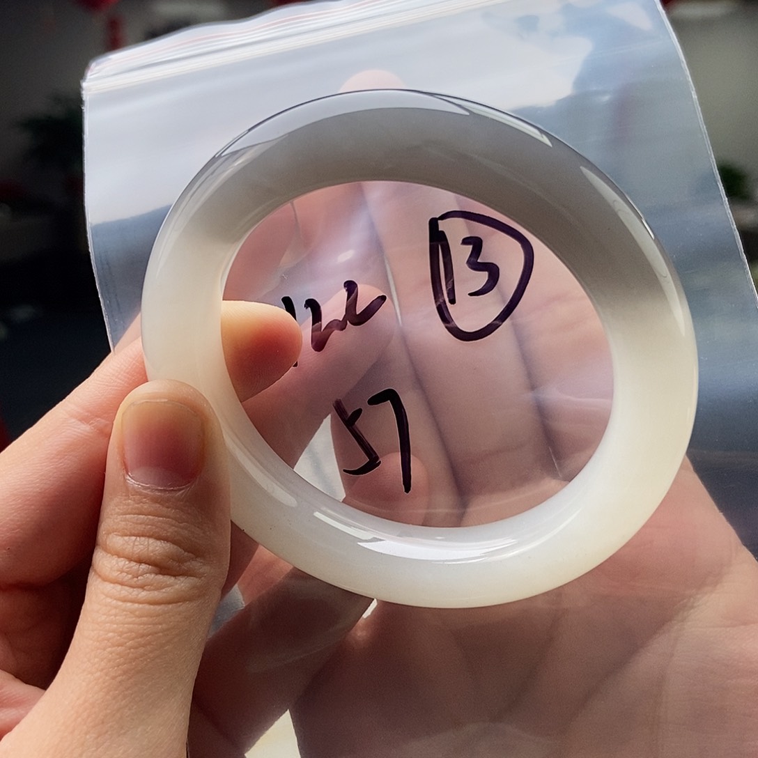 和田玉颜色多样性发拍一发一未镶嵌