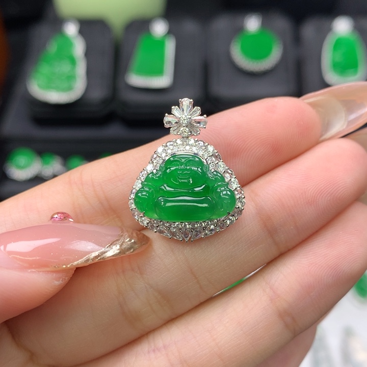 翡翠吊坠(不含链)18K金镶嵌