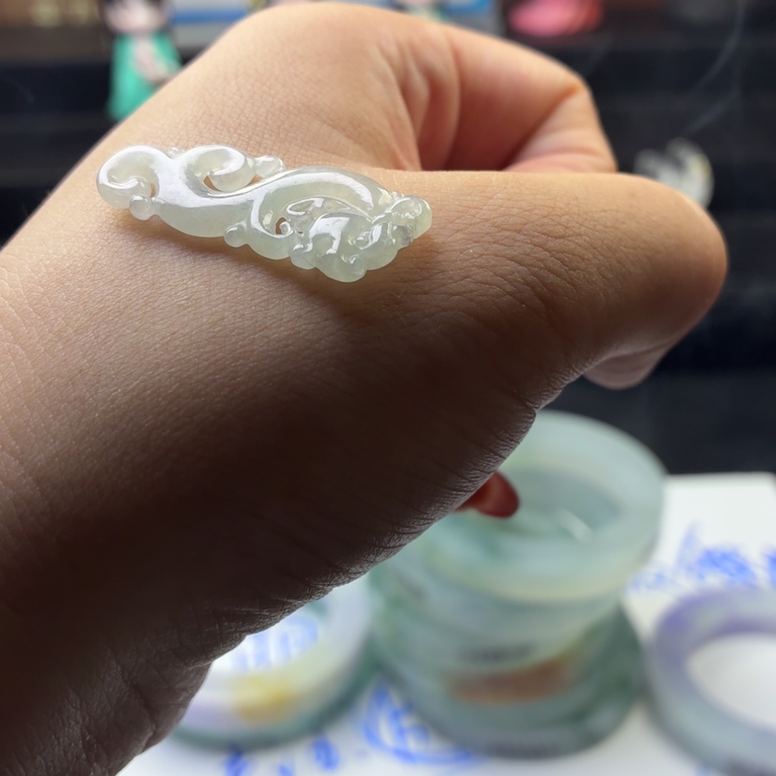 未镶嵌翡翠定制翡翠