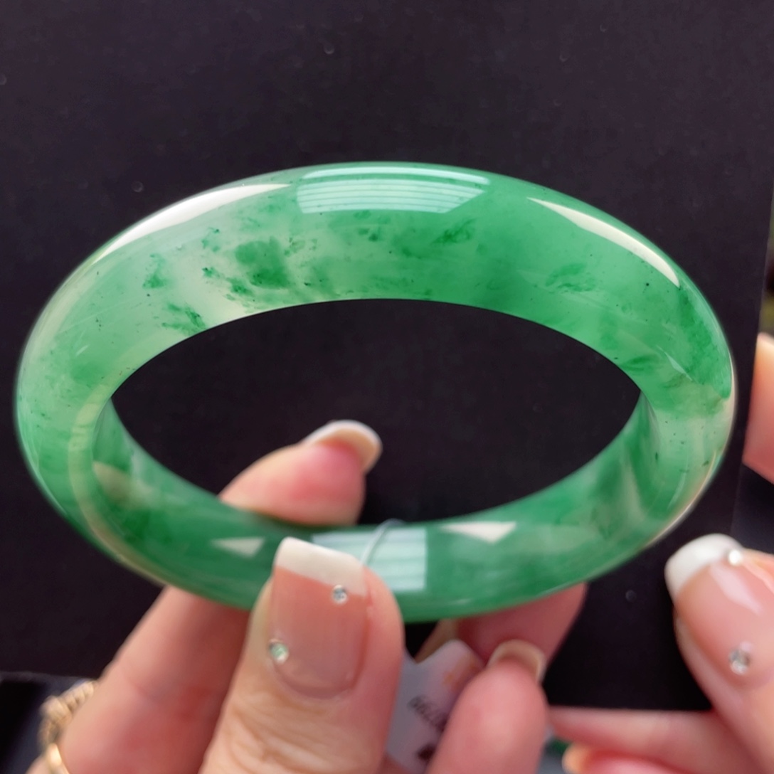 石英质玉手镯未镶嵌54-55圈