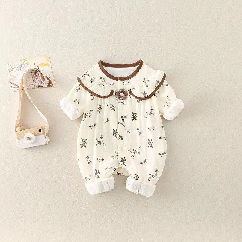 【灿宝家】碎花披肩双层婴儿连体衣春秋长袖新生儿满月外出爬服哈衣