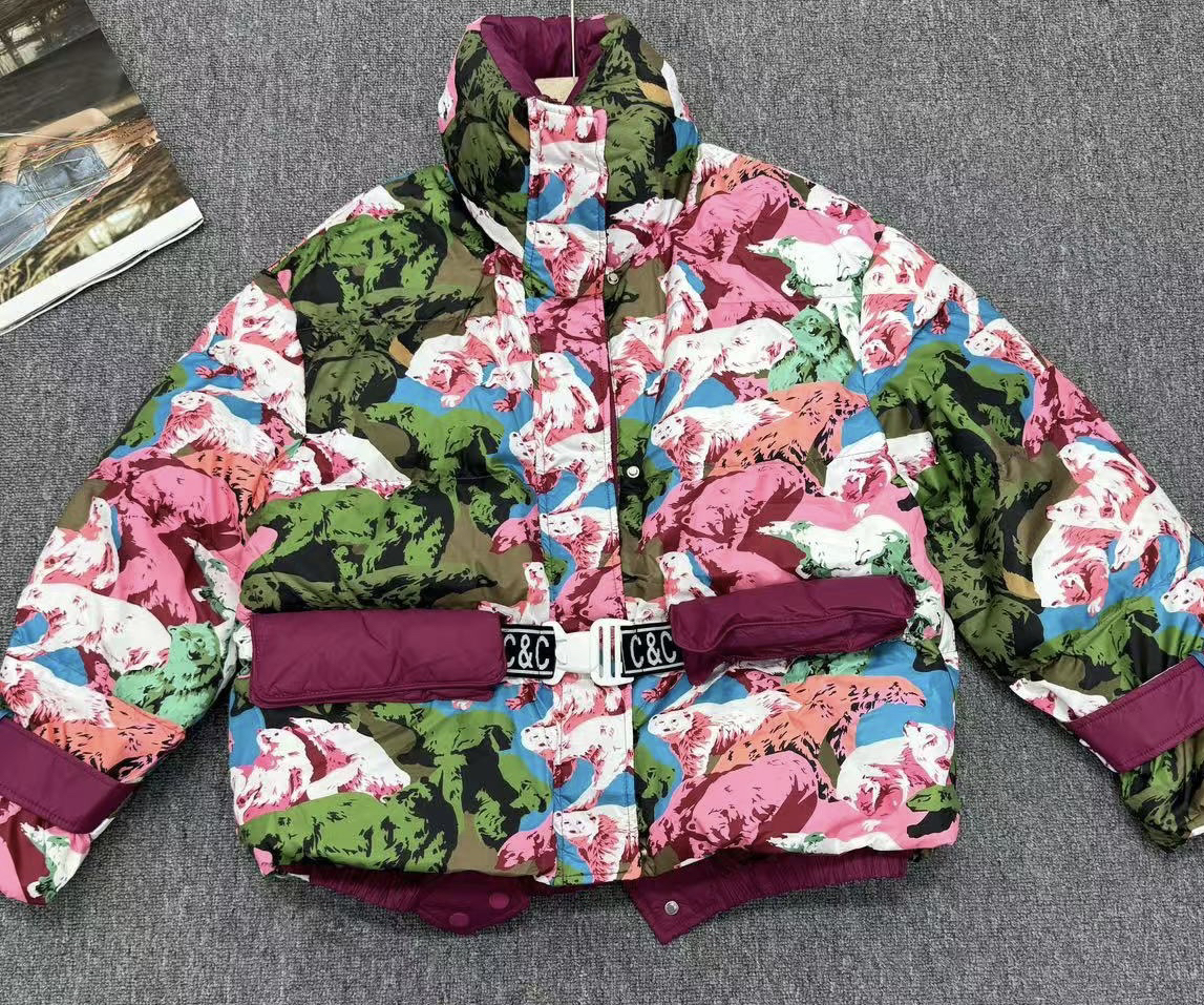 欧货女装潮牌2024冬季新款撞色拼接立领印花时尚休闲白鸭羽绒服