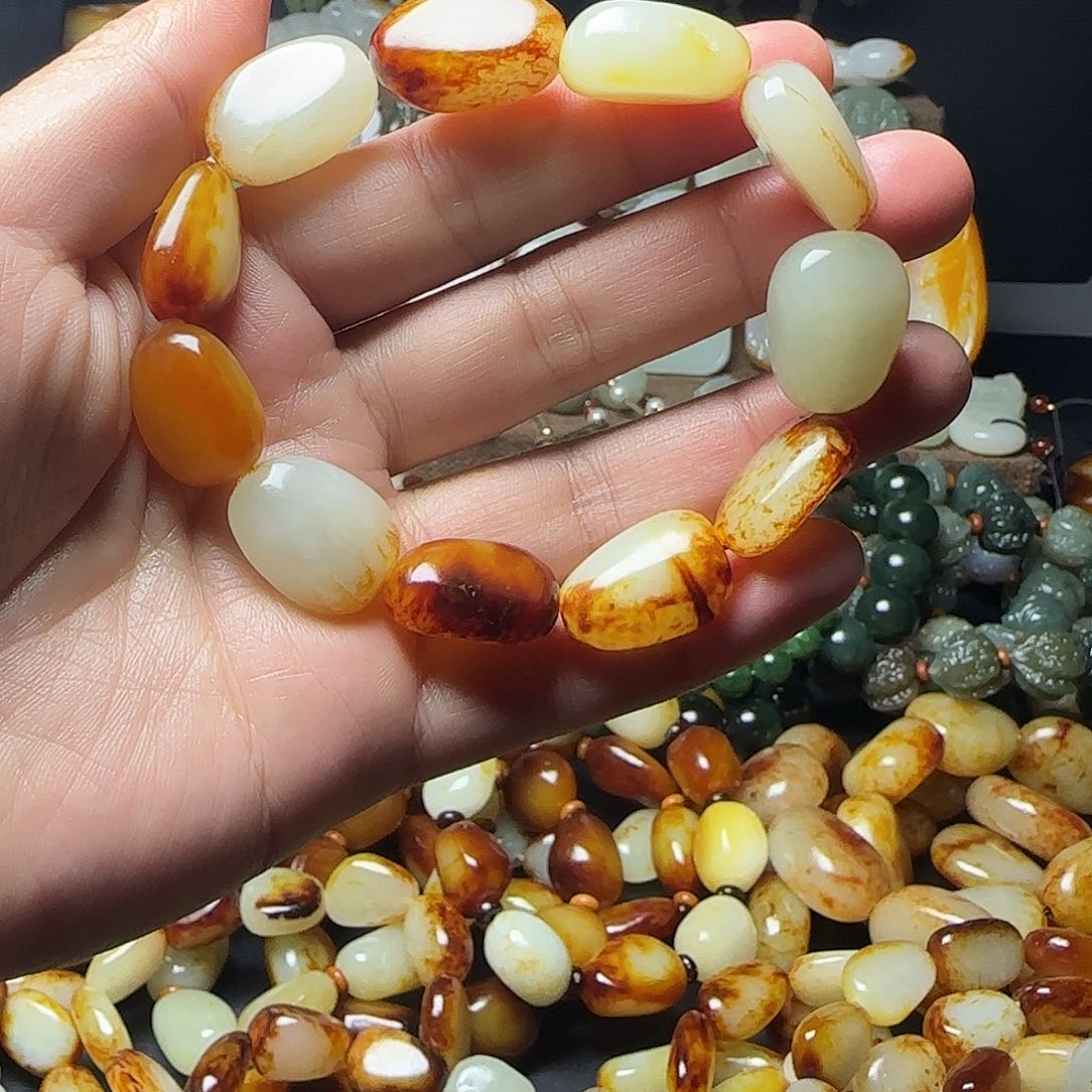 和田玉手串未镶嵌