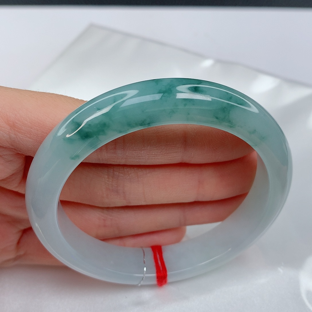 翡翠手镯未镶嵌56.3正圈